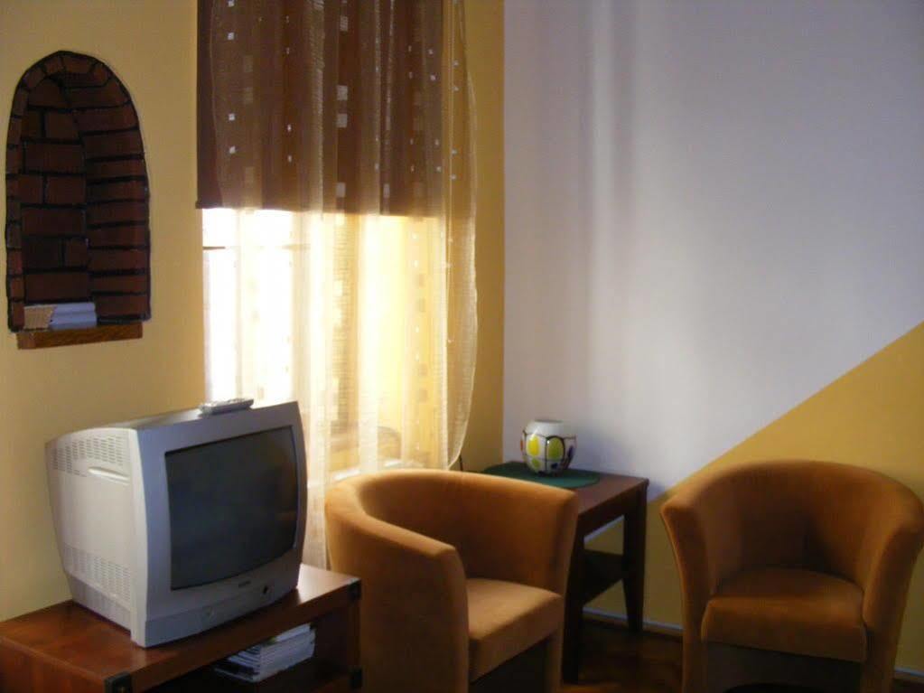 Garsoniera Central Сибиу Экстерьер фото