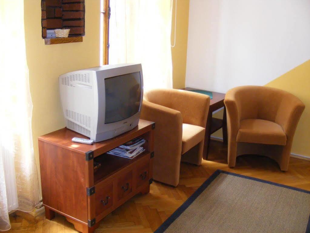 Garsoniera Central Сибиу Экстерьер фото